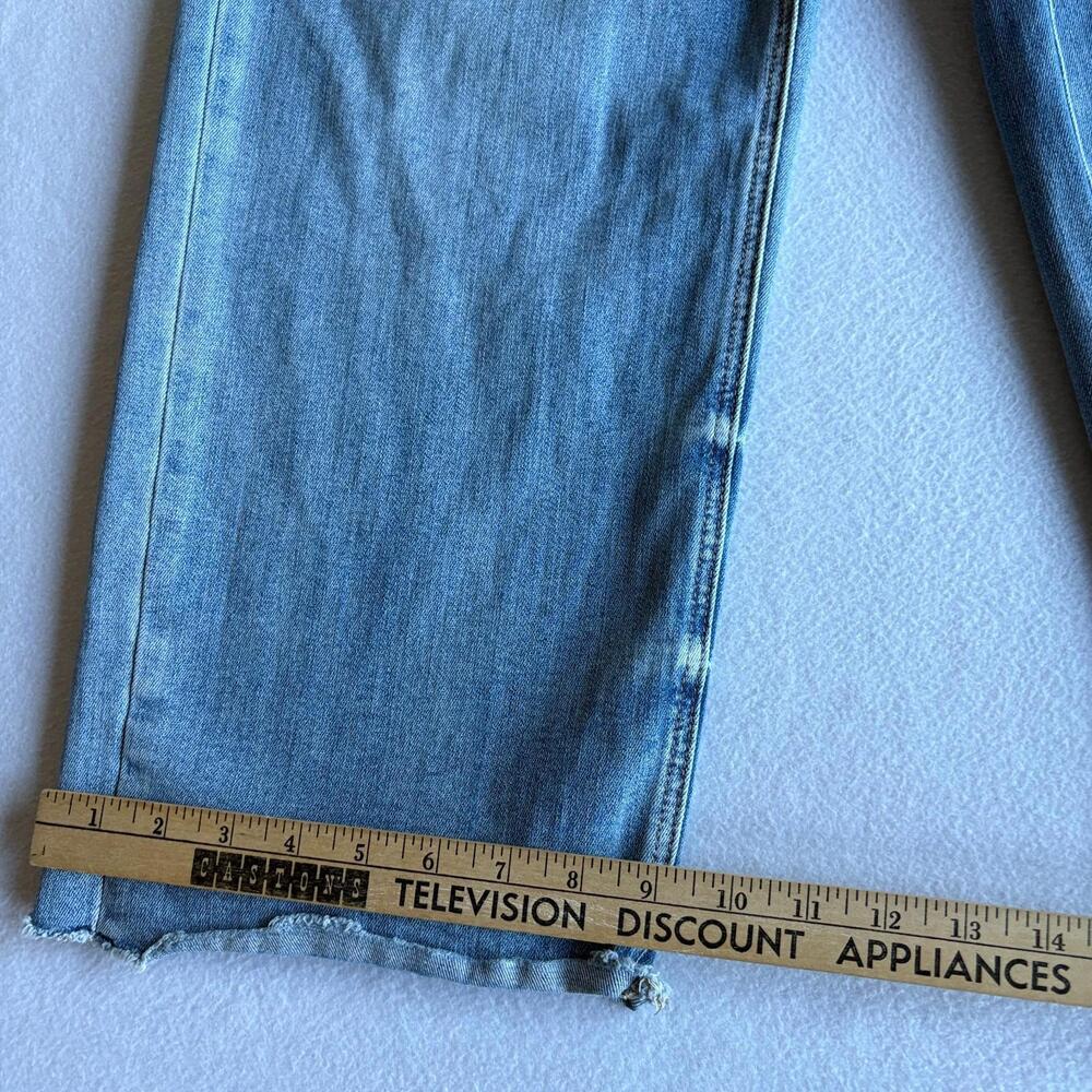 Vervet Womens Straight Leg Jeans 32 Light Wash Raw Hem Stretch Denim High Rise - Picture 3 of 8